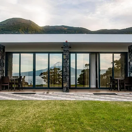 Make It Happen Farm Farmház *